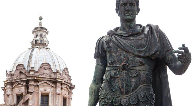 Julius Sezar'ın liderlik tarzı neydi?