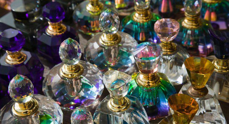 Parfüm ve Eau De Parfum Arasındaki Fark Nedir?