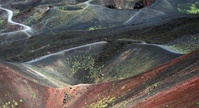 Sicilya'daki Etna Dağı ve ABD'deki St. Helens Dağı'nın Ortak Neleri Var?