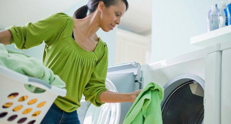 Giysilere Kalıntı Bırakan Bir Çamaşır Makinesi Nasıl Temizlenir?