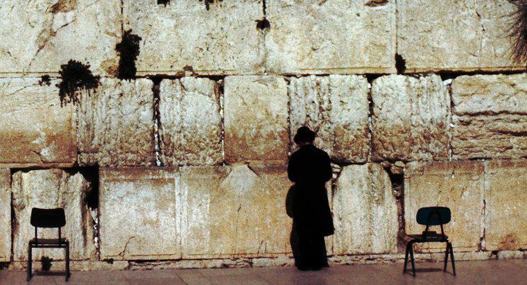 Batı Duvarı Yahudiler İçin Neden Önemli?