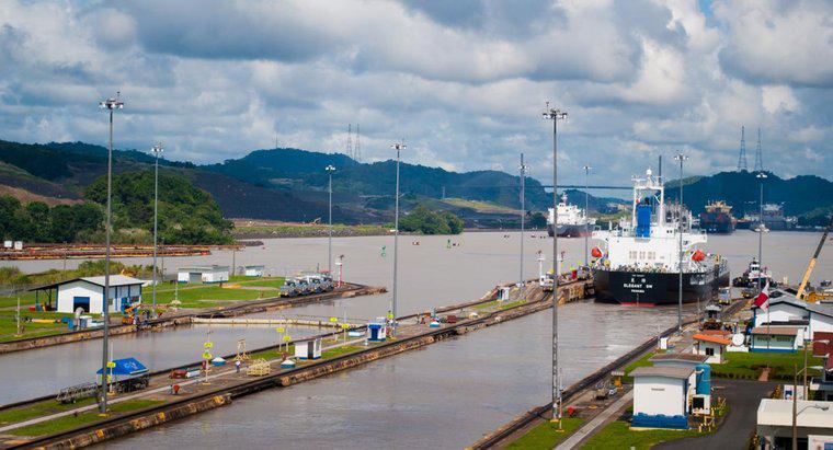 Panama Kanalı'nın sahibi kim?