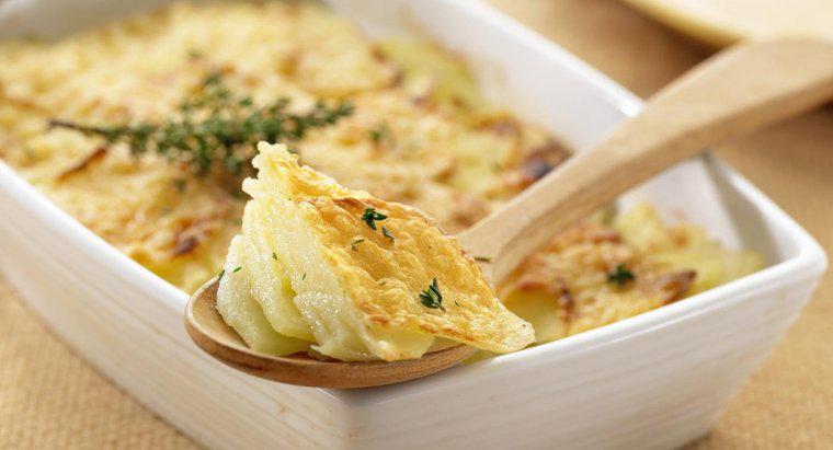 Peynirli patates için bazı kolay tarifler nelerdir?