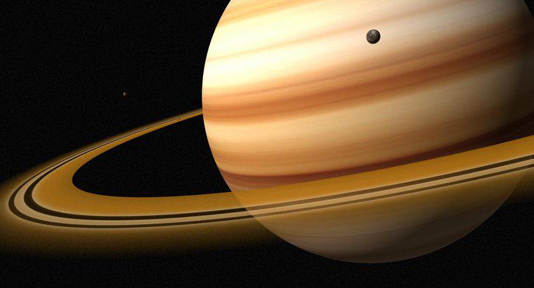 100 Poundluk Bir Kişi Satürn'e Ne Kadar Tartılır?