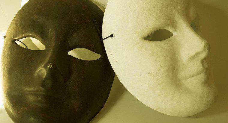 Eski Yunan Aktörler Neden Maske Taktı?
