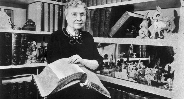 Helen Keller'ın Görme ve İşitme Kaybına Neden Oldu?