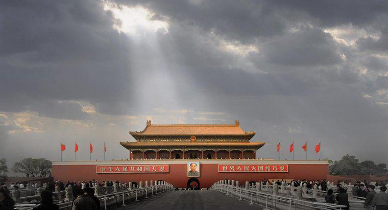 Çin'in Nasıl Bir Hükümeti Var?