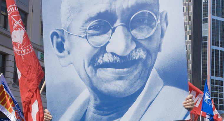 Hangi Nitelikleri Gandhi'yi İyi Bir Lider Yaptı?