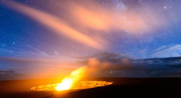 Hawaii'de kaç volkan var?