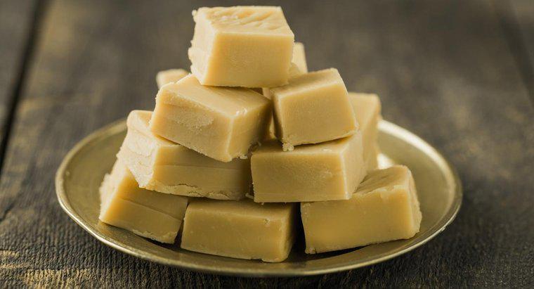Yoğunlaştırılmış Süt Yerine Buharlaştırılmış Sütü, Fudge Tarifinde Kullanabilir misiniz?