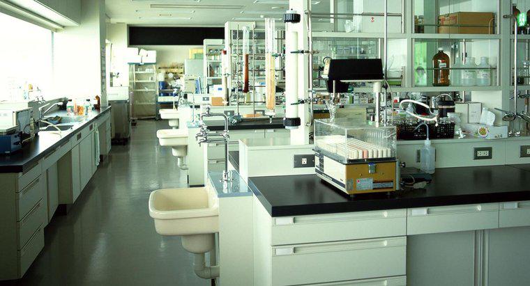 Mikrobiyoloji Laboratuar Cihazları Nedir ve Nasıl Kullanılır?