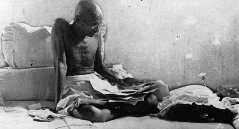 Mahatma Gandhi Dünyayı Nasıl Değiştirdi?