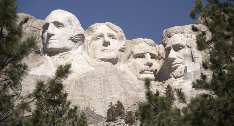 Neden Teddy Roosevelt Mt. Rushmore?