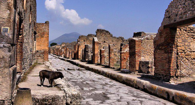 Bugün Pompei'nin Nesi Var?