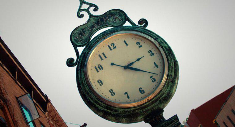 "Saat" cevabına sahip bir bilmece nedir?