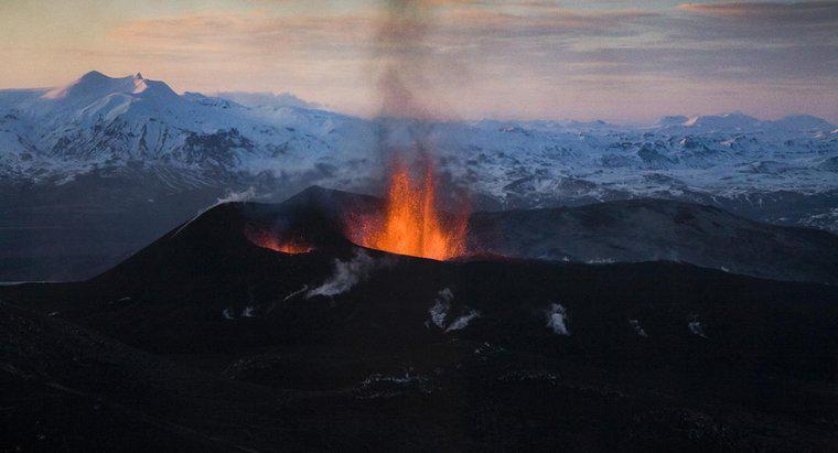 Volkanik Dağlar Nasıl Oluşur?