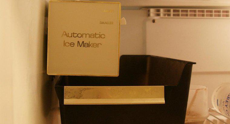 Bir Buz Makinesinde Donmuş Su Hattını Nasıl Çöztünüz?