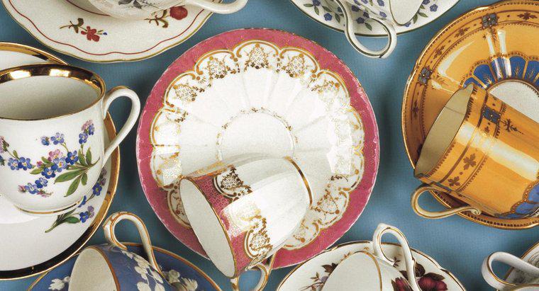 Antika Çay Bardaklarının Değeri Nedir?