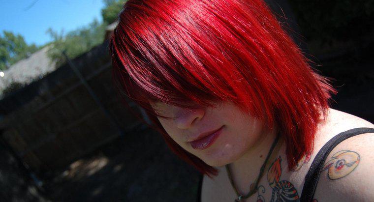 Kızıl Saç Boyası Nasıl Daha Hızlı Soluyor?