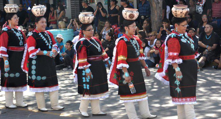 Pueblo Yerlilerinin Sanatı ve El Sanatları Nelerdir?