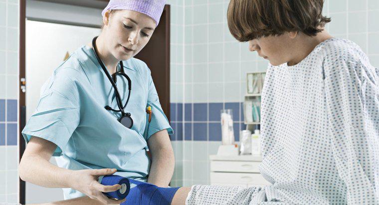 Hangi Doktorlar Bacak Ağrısını Tedavi Ediyor?