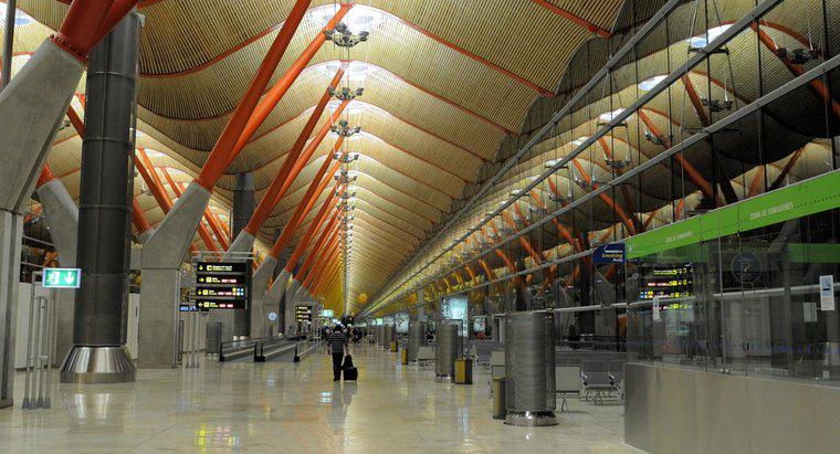Madrid'de Kaç Havaalani Var?