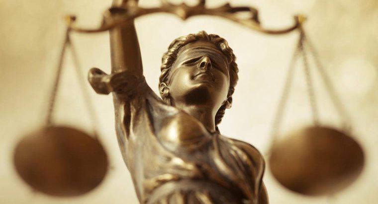 Hukuk ve Adalet Arasındaki Fark Nedir?