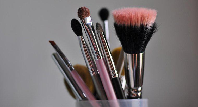 Sirke İle Makyaj Fırçalarını Nasıl Temizlersiniz?