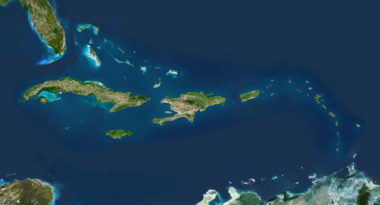 Batı Hint Adaları'ndaki en büyük ada nedir?