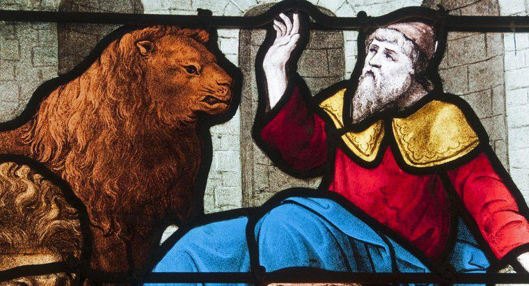 İncil'deki Aslanların Sembolik Kullanımlarından Bazıları Nelerdir?