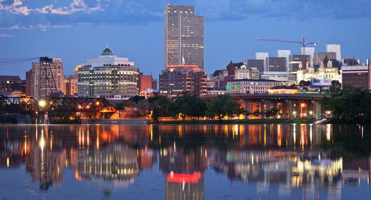 Albany Neden New York'un Başkenti Seçildi?