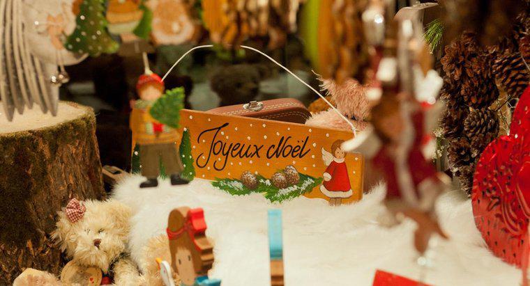 Fransa'daki Başlıca Noel Dekorasyonu Nedir?