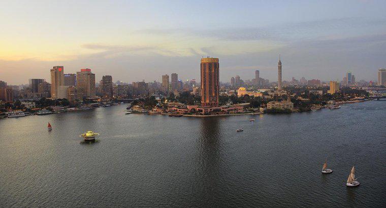 Nil Nehri Hangi Denizlere Akar?