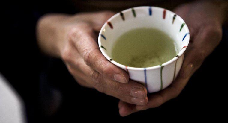 Yeşil Çay İçmenin Olumsuz Yan Etkileri Var mı?
