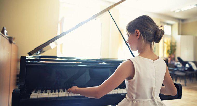 Bir Piyanonun Yaşını Seri Numarası İle Nasıl Belirlersiniz?