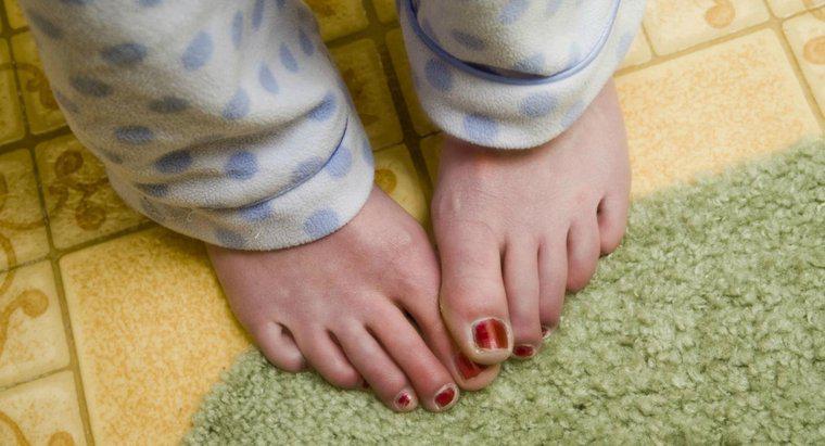 Bazı yaygın ayak tırnağı sorunları nelerdir?