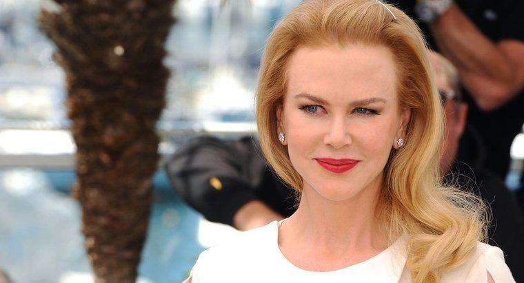 Nicole Kidman kaç kere hamile kaldı?
