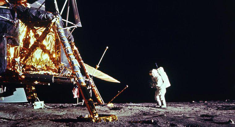 NASA Ay'da Arazinin Güvenli Olduğunu Nasıl Bildi?