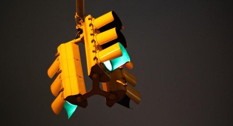 Trafik Işıkları Ne Kadar Tartılır?