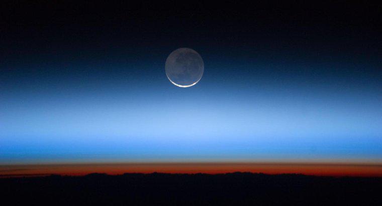 Hangi Atmosferik Katman En Çok Ozonu İçerir?