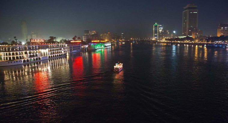 Nil Nehri Boyunca Hangi Kasabalar ve Şehirler?